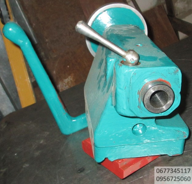 задняя бабка 16б05п, Задняя бабка для станков 16Б05П, 16Б04П,
Конус Морзе 3, Высота центров над плоскими направляющими станины, мм 135, Бабка задняя - 16Б05П.231.000, задняя бабка токарных станков
